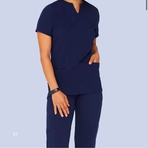 Mandala scrub set in navy